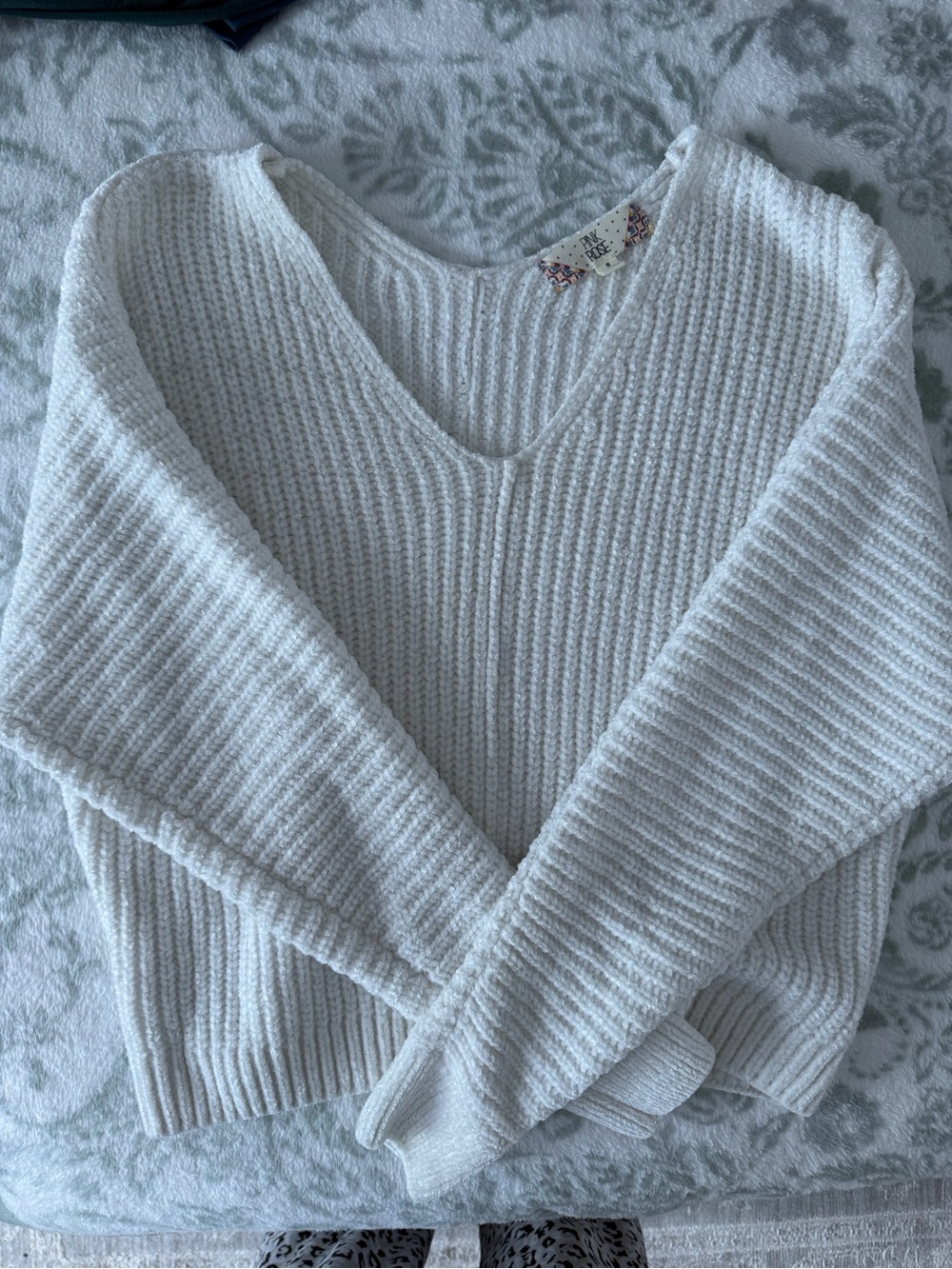 Cozy V-Neck White Women’s Sweater